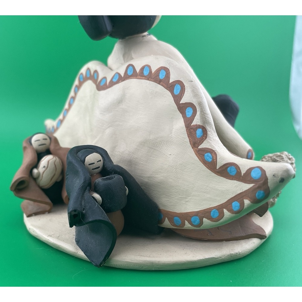 Native American Pottery Storyteller Angel Signed '93 Jo Venia 7 Children/2 Sheep - Picture 9 of 16